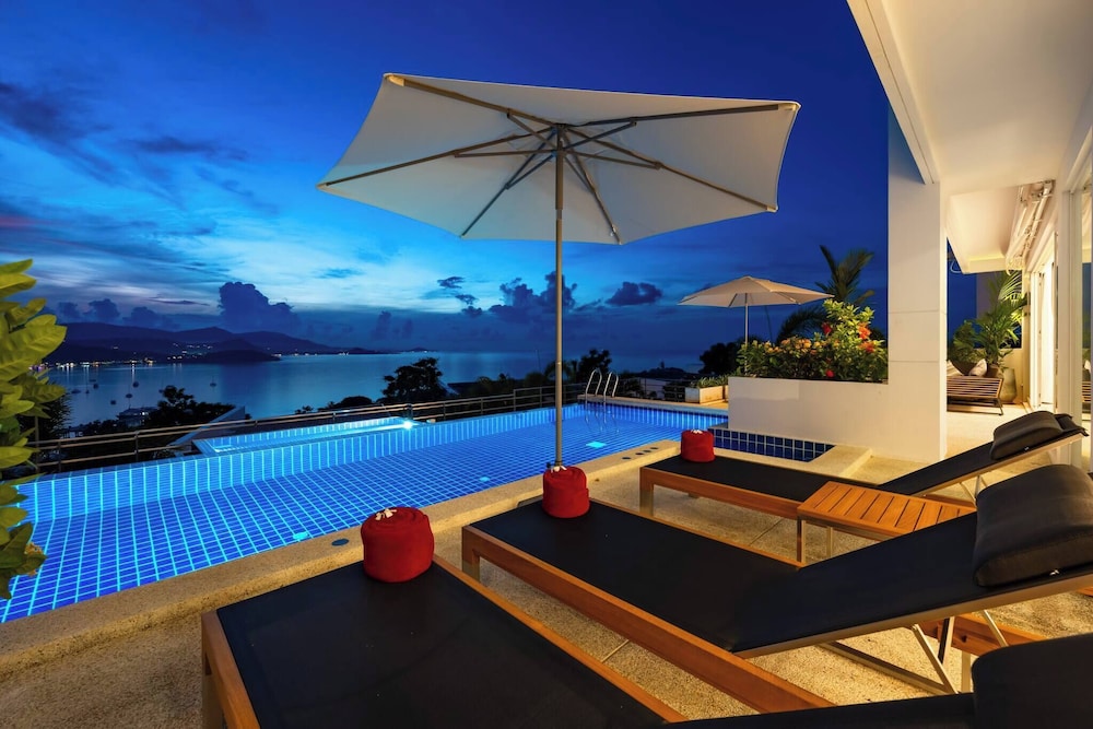 Luxury Sea View Apartment AB at Unique Residences