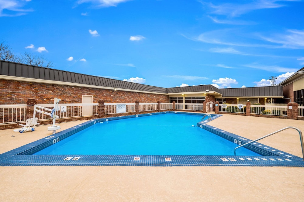 Econo Lodge Corinth