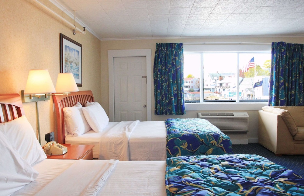 Fishermans Wharf Inn