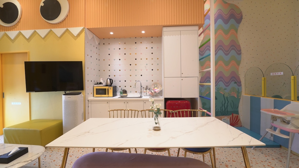 BUSAN ALMOND KIDS POOL VILLA NAMPO