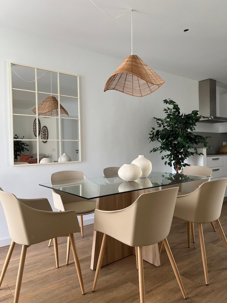 Serena Holiday Homes by LIVVO