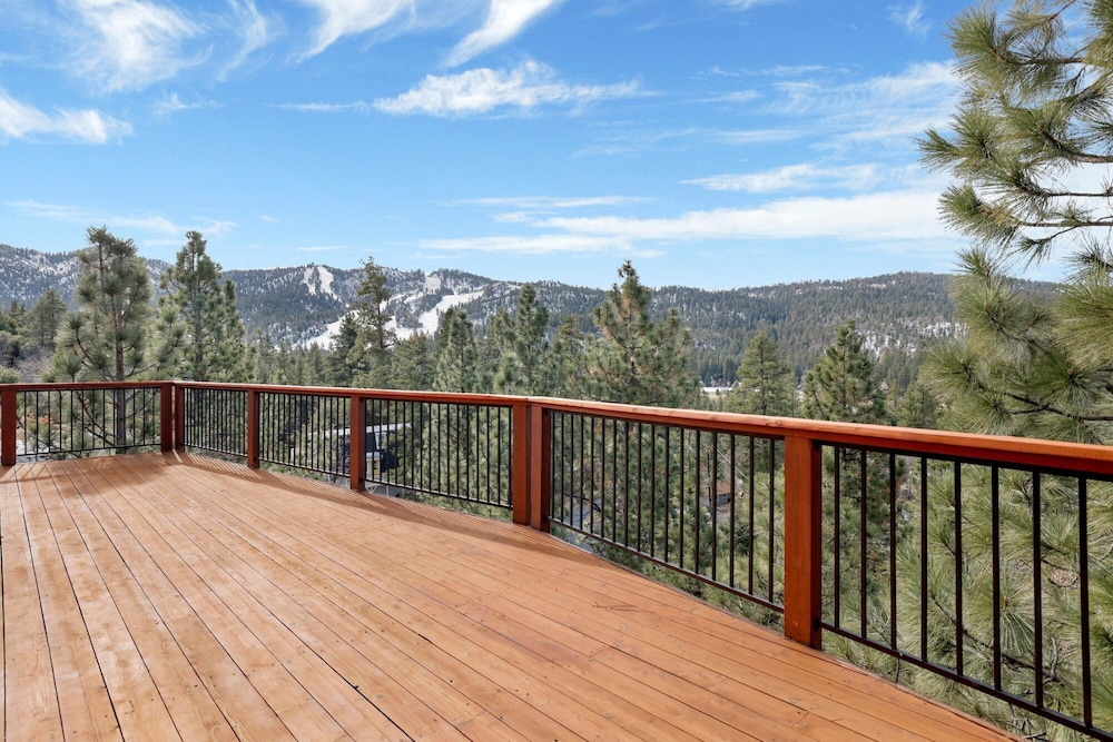 Menlo Slope View Chalet #2233