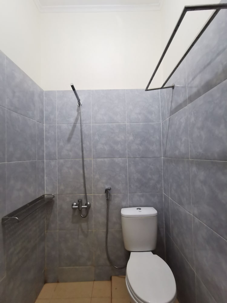 OYO 95059 Ikon Guesthouse