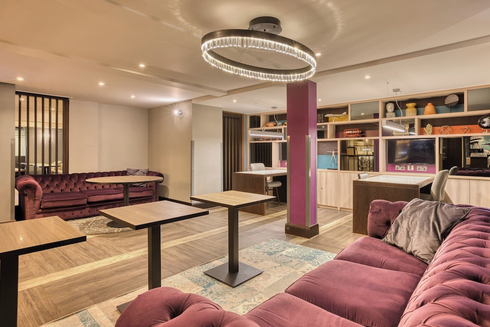 Premier Inn London Gatwick Airport A23 3