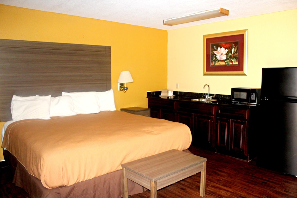 Village Inn Cotulla