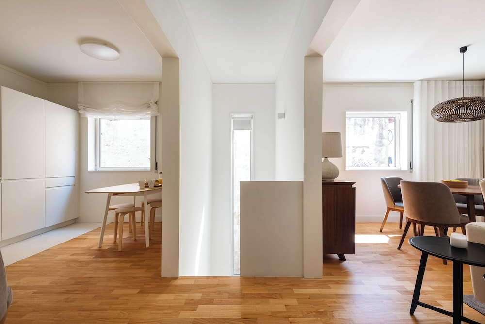 Acm014 Spacious 2BR Duplex in the Ground Floor