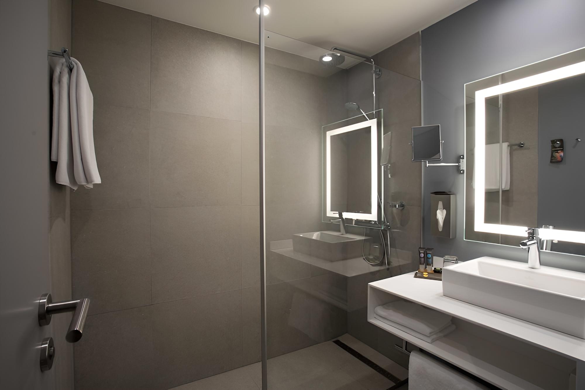Novotel Arkhangelsk Hotel