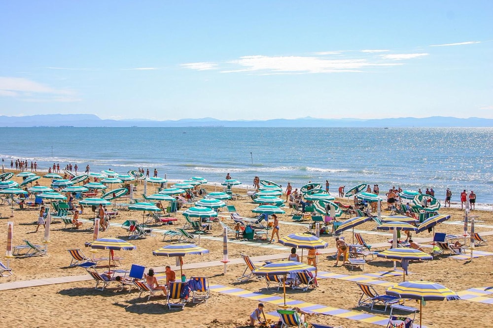 Bella Italia & EFA Village
