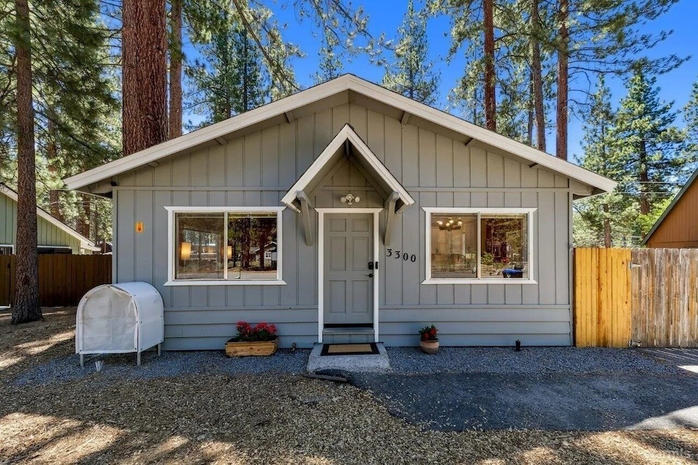 3300 Cape Horn 3 Bedroom Home