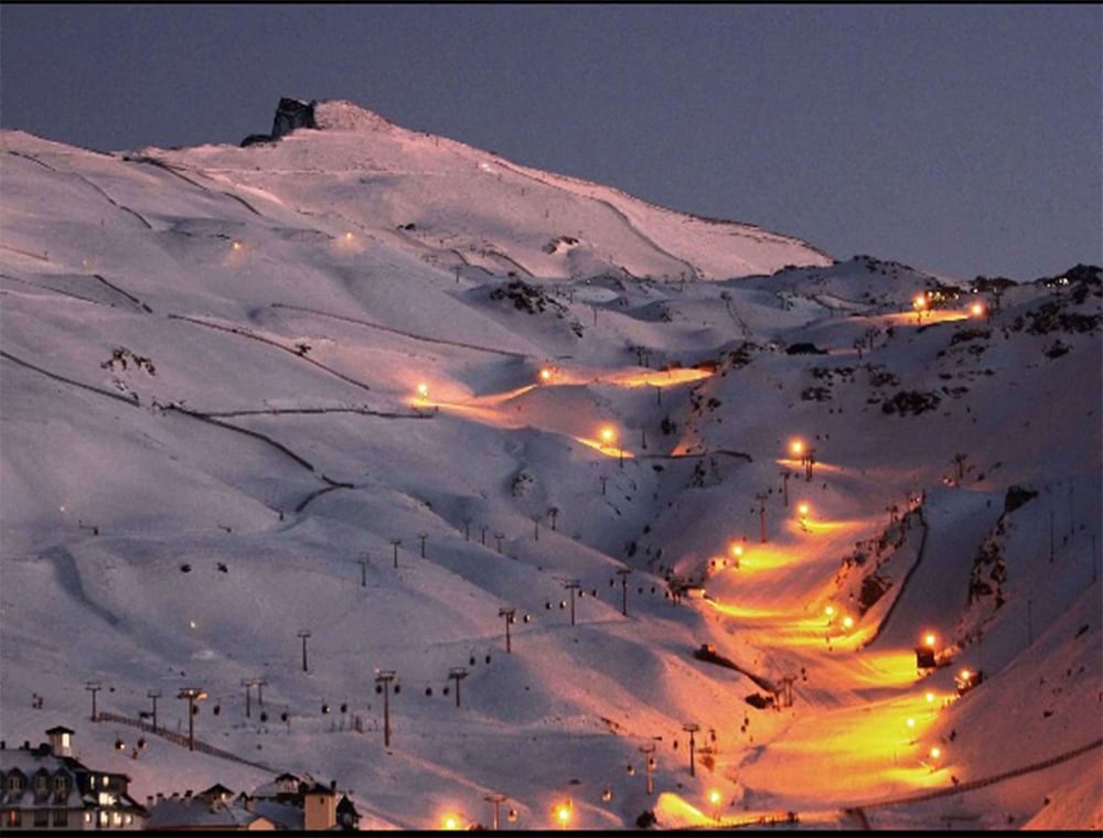 Central 100 Meters From the ski Lifts, With Terrace and Wifi photo 2