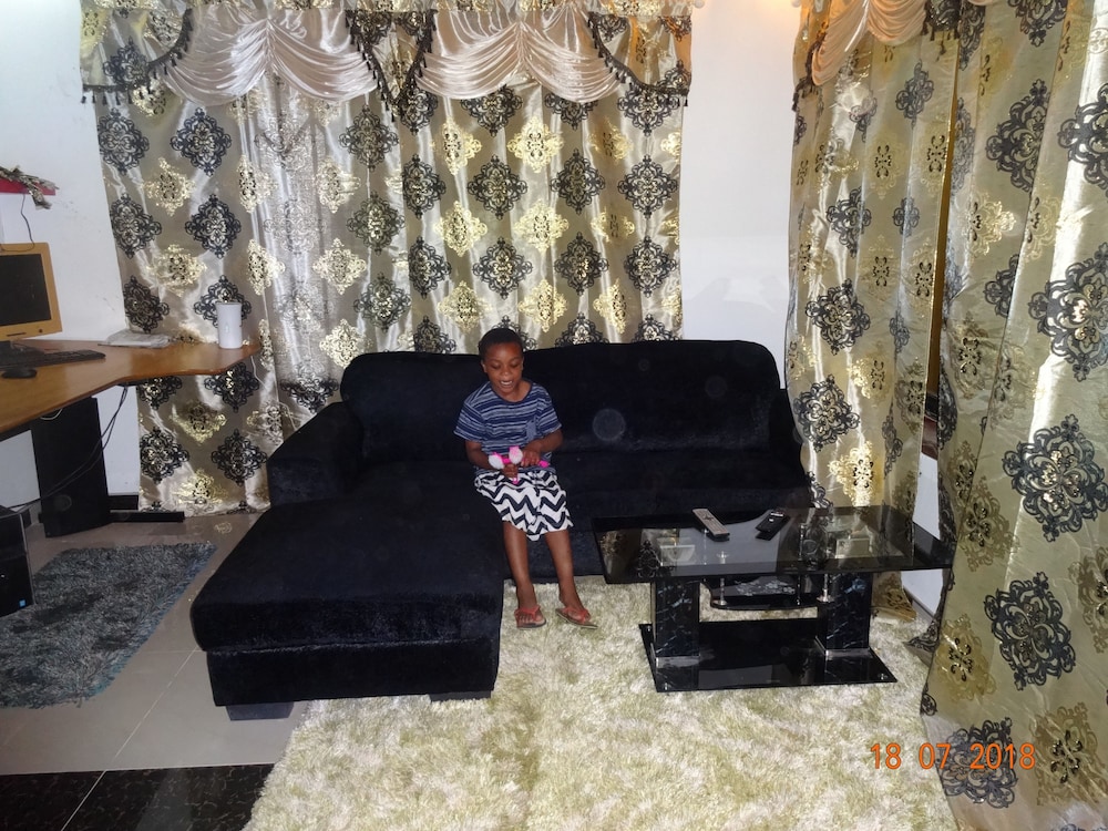 Nordik Palace Bed & Breakfast