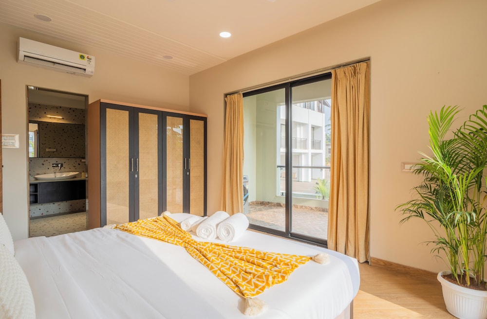 ELIVAAS Kamerios Regalia 2BHK Apartment