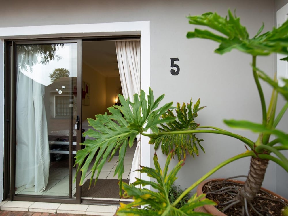 Angelica Guest House