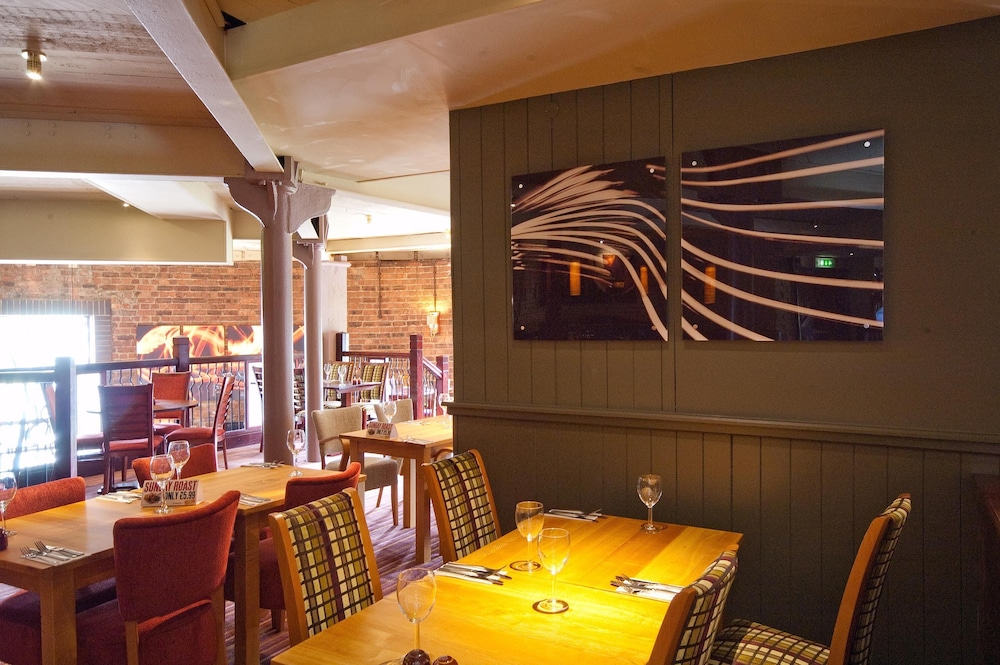 Premier Inn Falkirk Central, photo 13