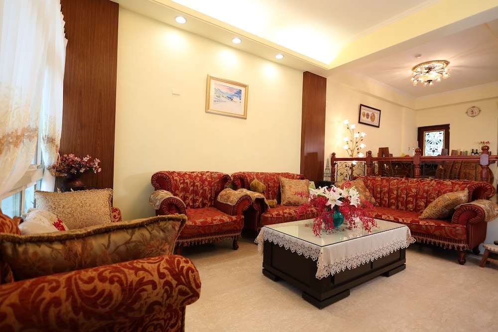 Love Family Hostel