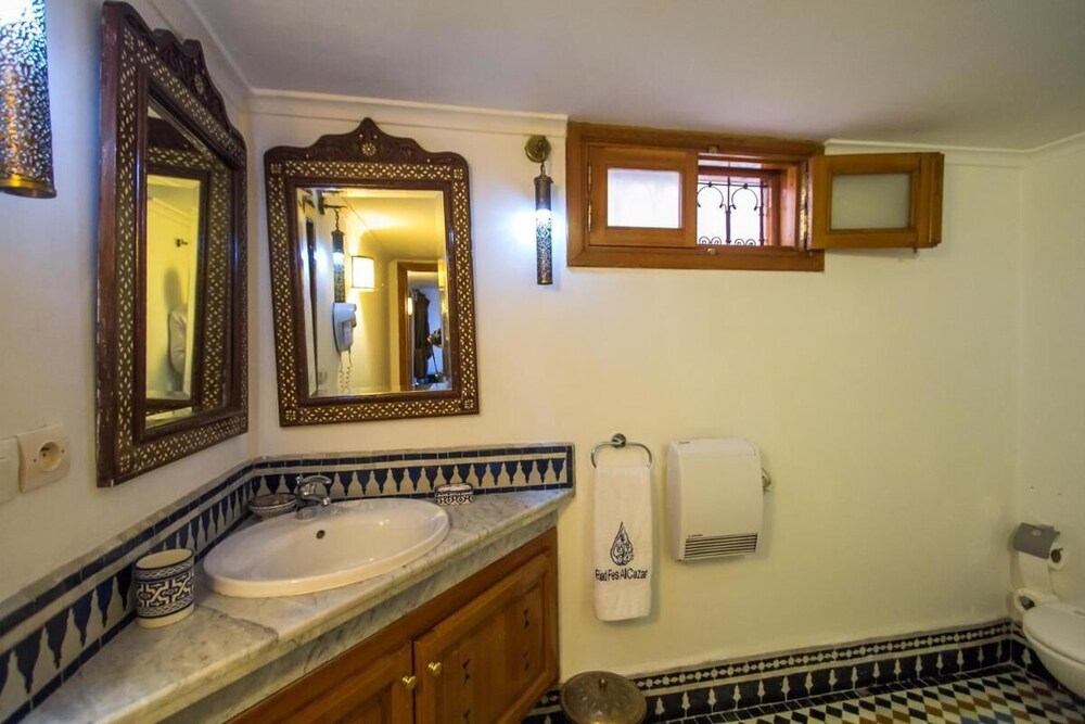 Room in B&B - Riad Authentic Palace & Spa - Suite Andalouse