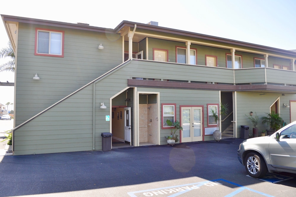 Cayucos Sunset Inn B&B view 5