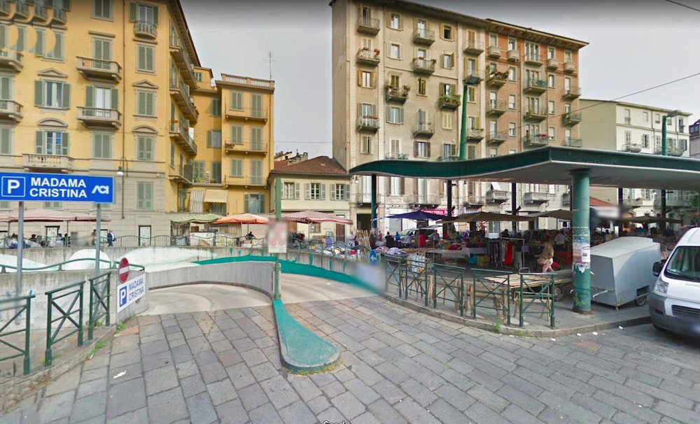 Dorotea Rooms Torino view 4