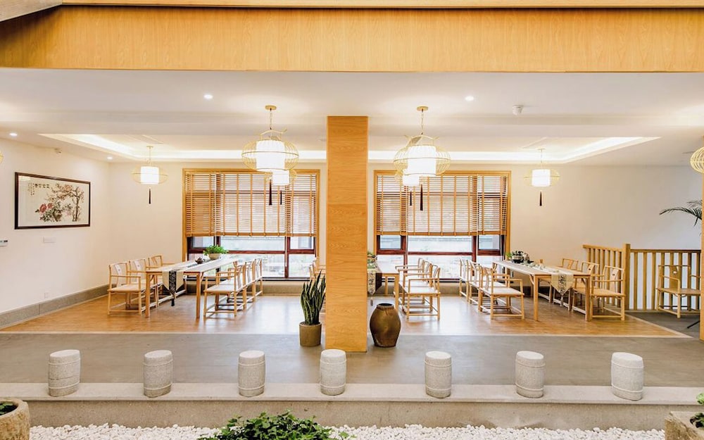 StarChain · Puyi Time · Family Vacation Villa (Wufeng Mountain Store in Anji)