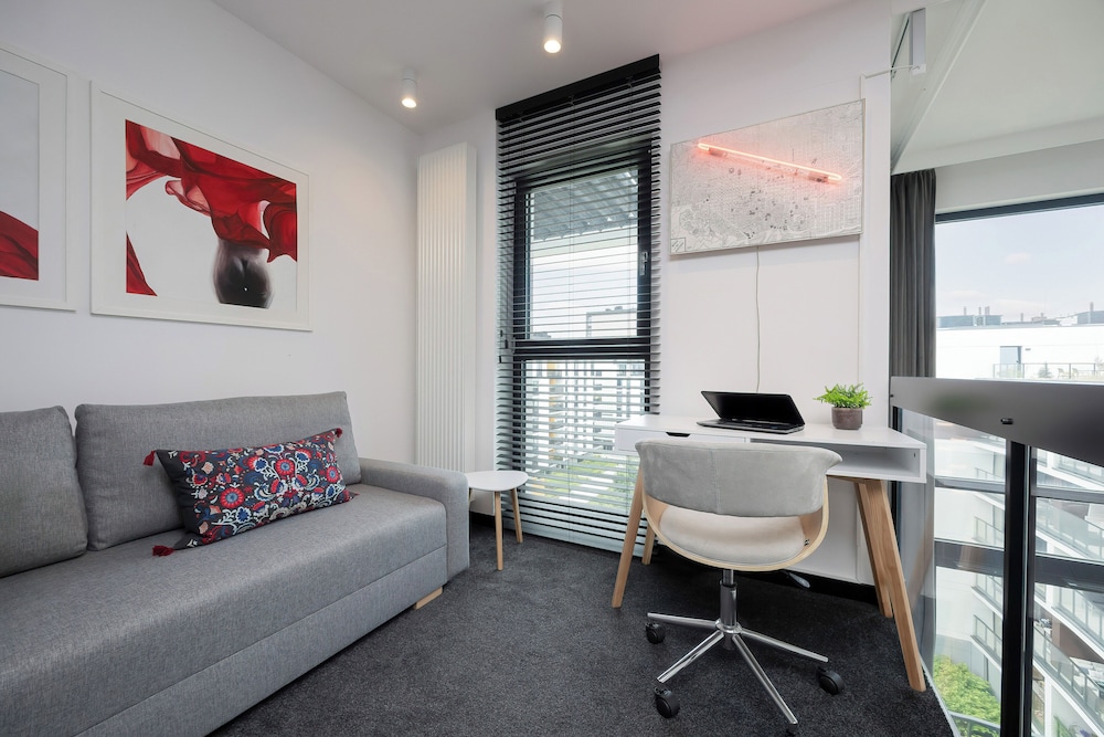 Apartment With A/C by Renters Prestige