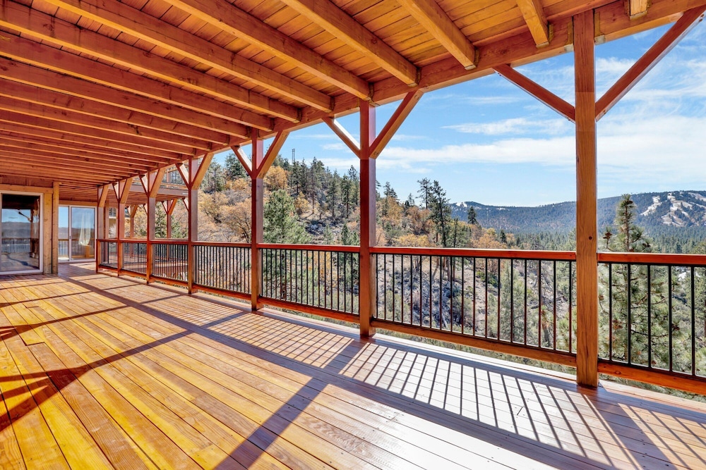 Golden OAK LOG Cabin #2206