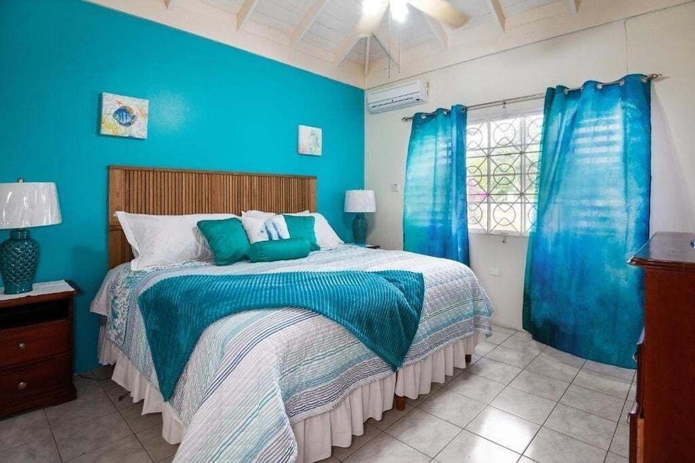 Ironshore Sugarmill Villa W Private Pool 6 Bedroom Villa