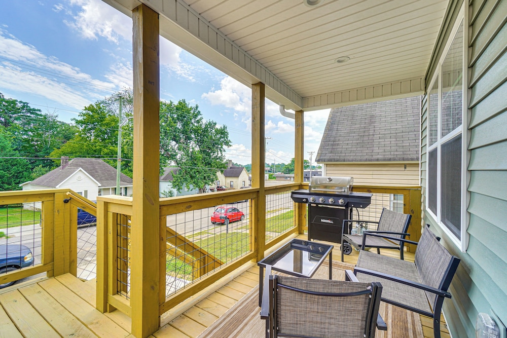 2 Mi to UT: Modern Retreat w/ Covered Porch