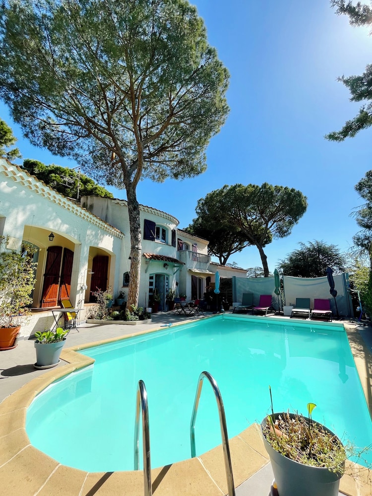Maison d'hôtes naturiste Villa PaulAna photo 3