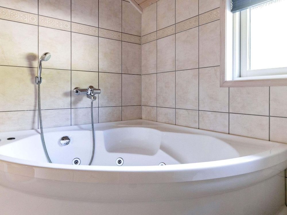 7 Person Holiday Home in Logstor-by Traum view 3