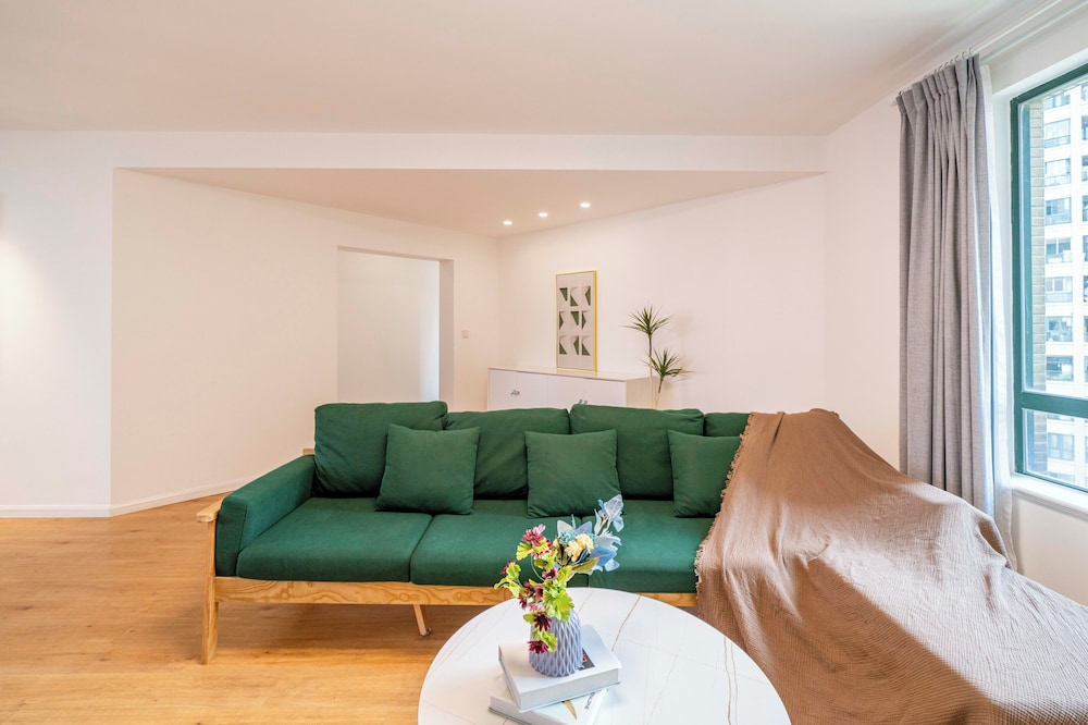 Tyms Elegant 3BR 2BA Home Novel Garden