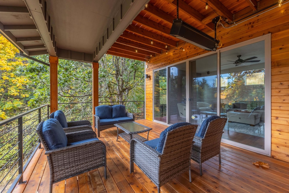 Evergreen Retreat Ab 30 Night Minimum 4 Bedroom Home