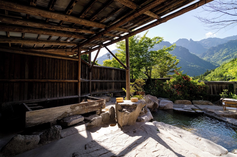 Ryokan Yakenoyu