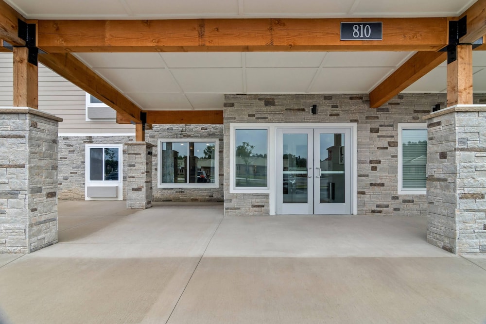 Woodspring Suites Elkhart