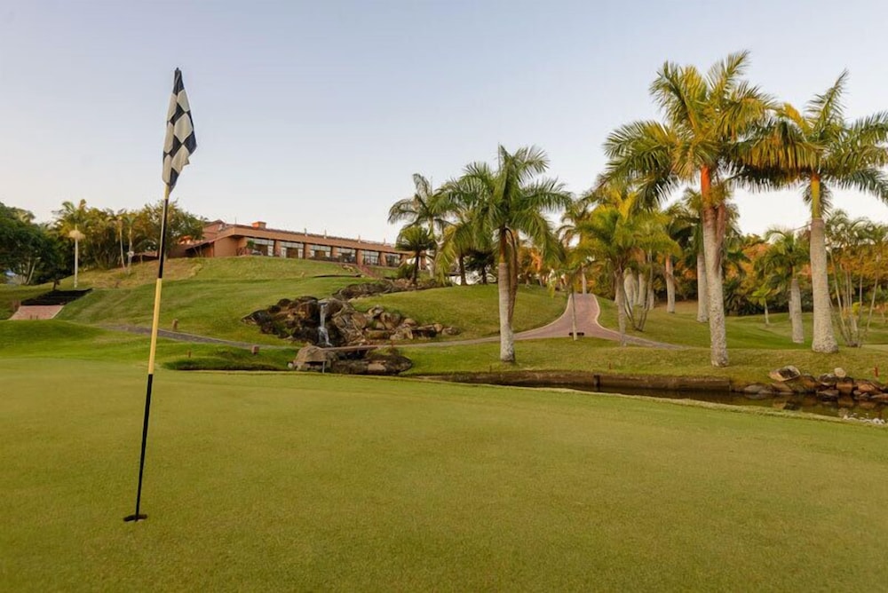 San Lameer Villa Rentals Three Bedroom Luxury 13908