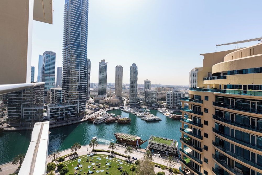 Dubaiashome - Luxury Special Stay