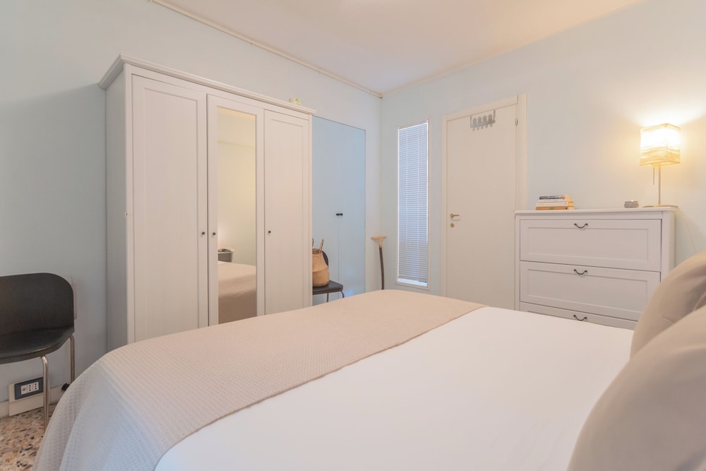 Il Timone by Rent all Como