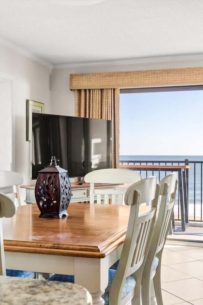 Golden Surf 301 2 Bedroom Condo