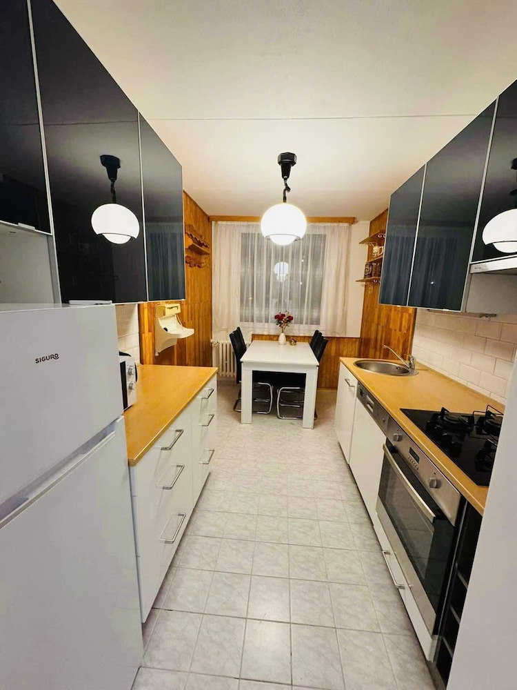 Apart for Rent Near Center