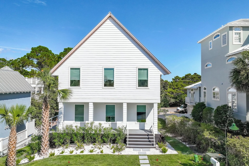Stroll to Shore, Modern Santa Rosa Beach Duplex!