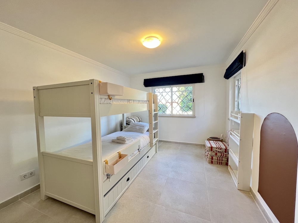Vilamoura Deluxe Villa by Homing