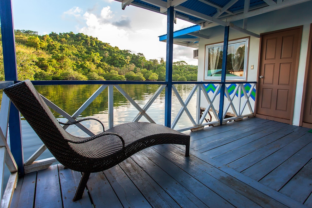 Coron Underwater Garden Resort