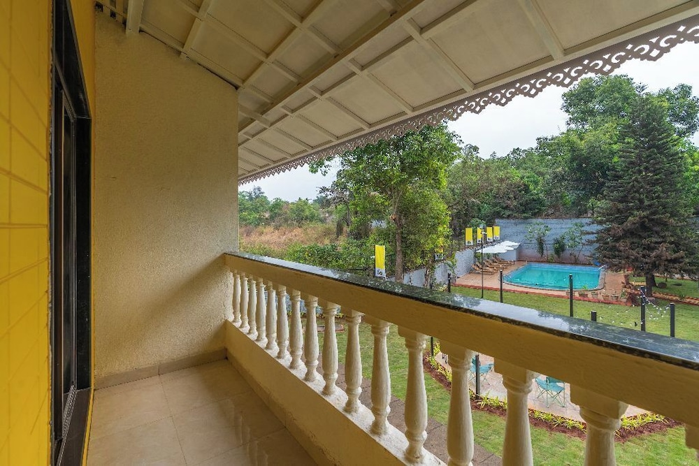 The Hosteller Lonavala City Centre