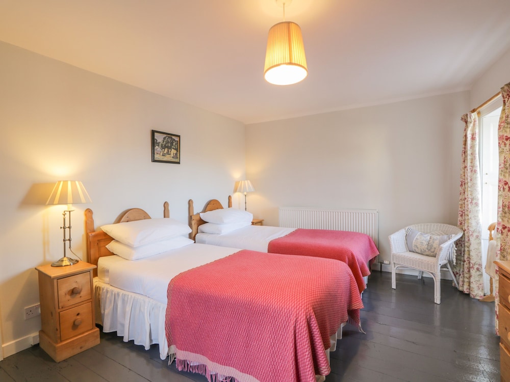 Paye House - Cromarty