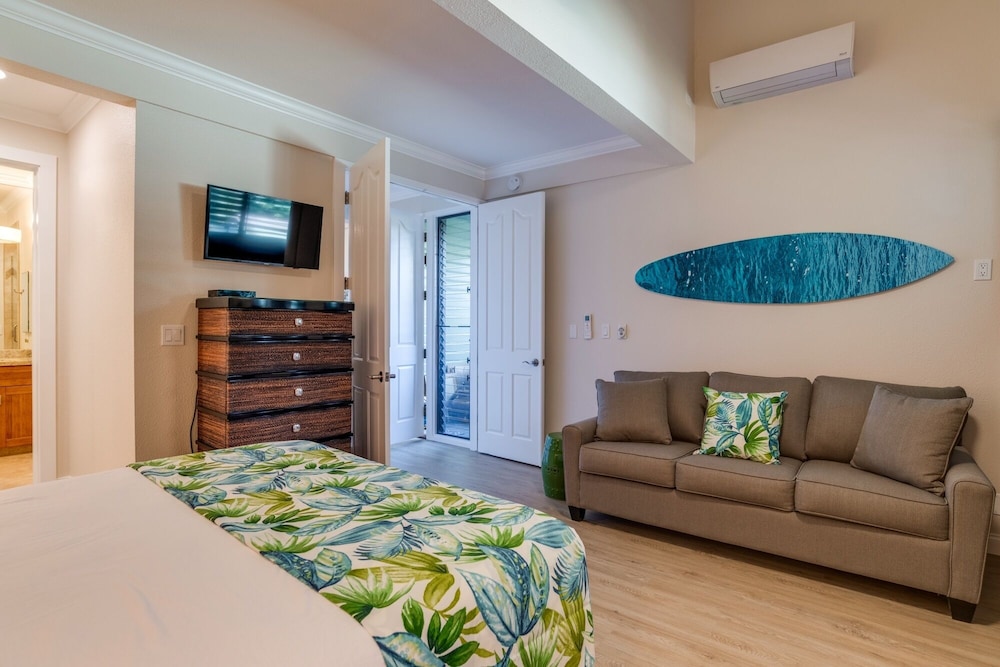 Kahana Outrigger #1a2 3 Bedroom Condo by RedAwning