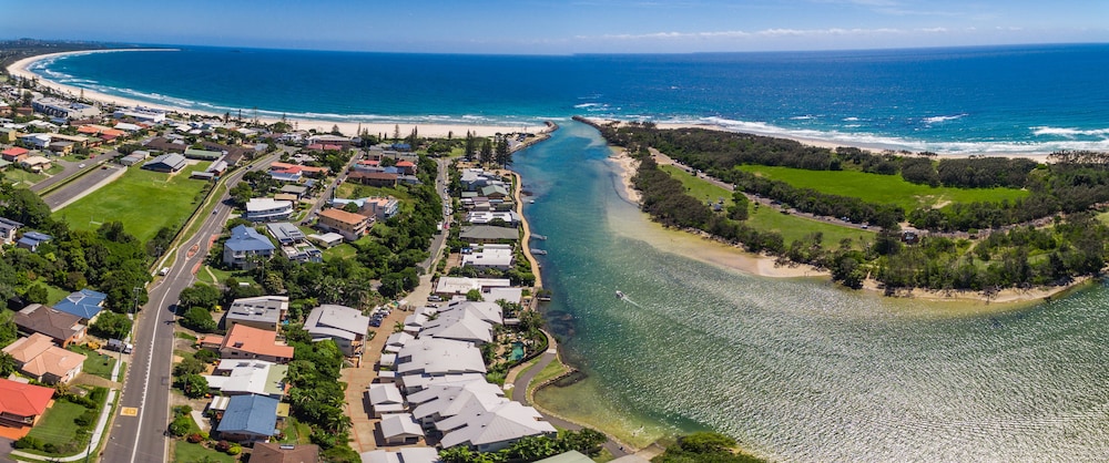 Sunrise Cove Holiday Apartments