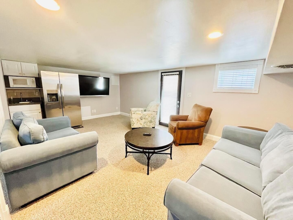Wilmington Avenue 20B