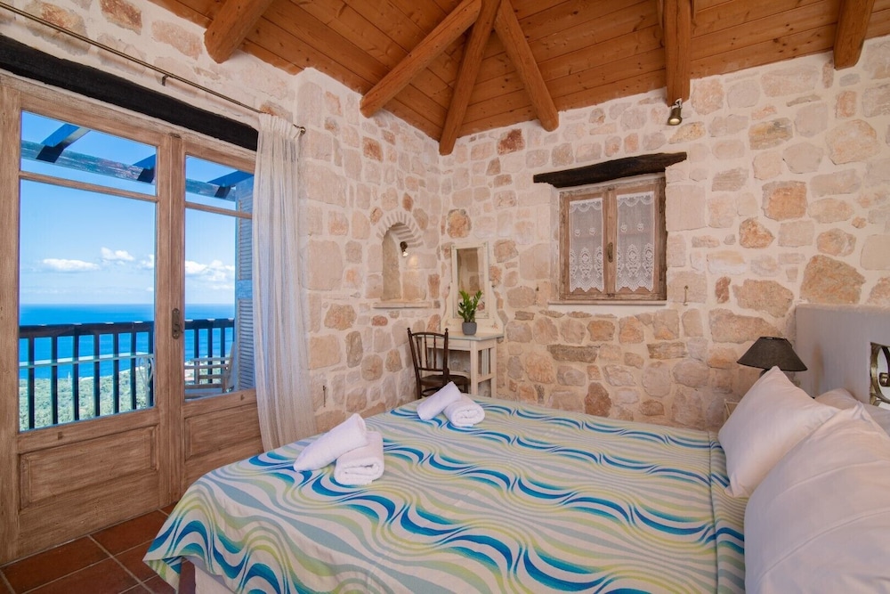 Strofilia Authentic Villas view 2