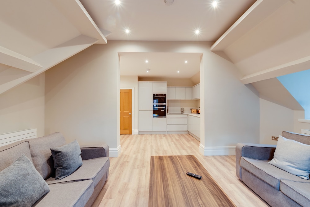 iStay Liverpool 1 Water Street Apartments