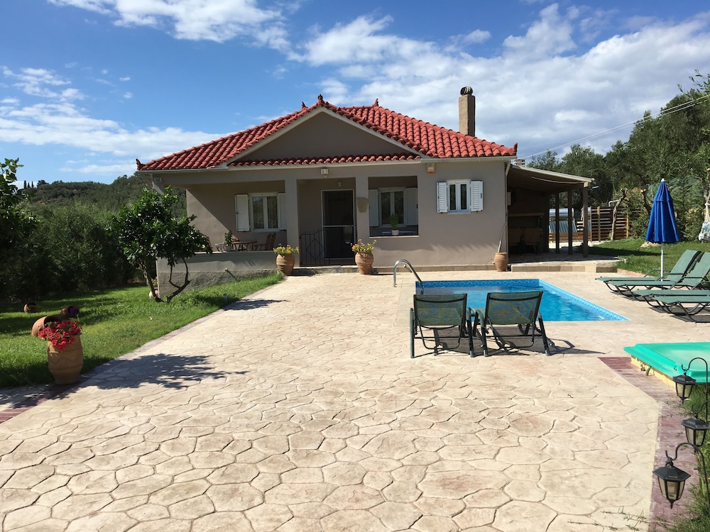 Planos Villa photo 4