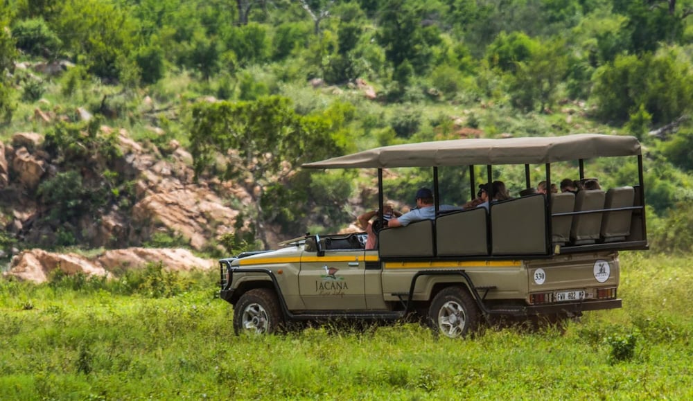 Jacana River Lodge view 4